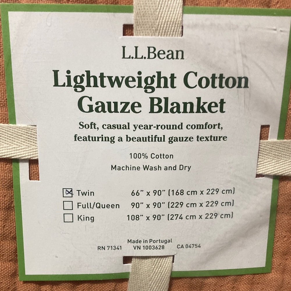 L.L. Bean Tawny Peach Blanket twin - Picture 3 of 3